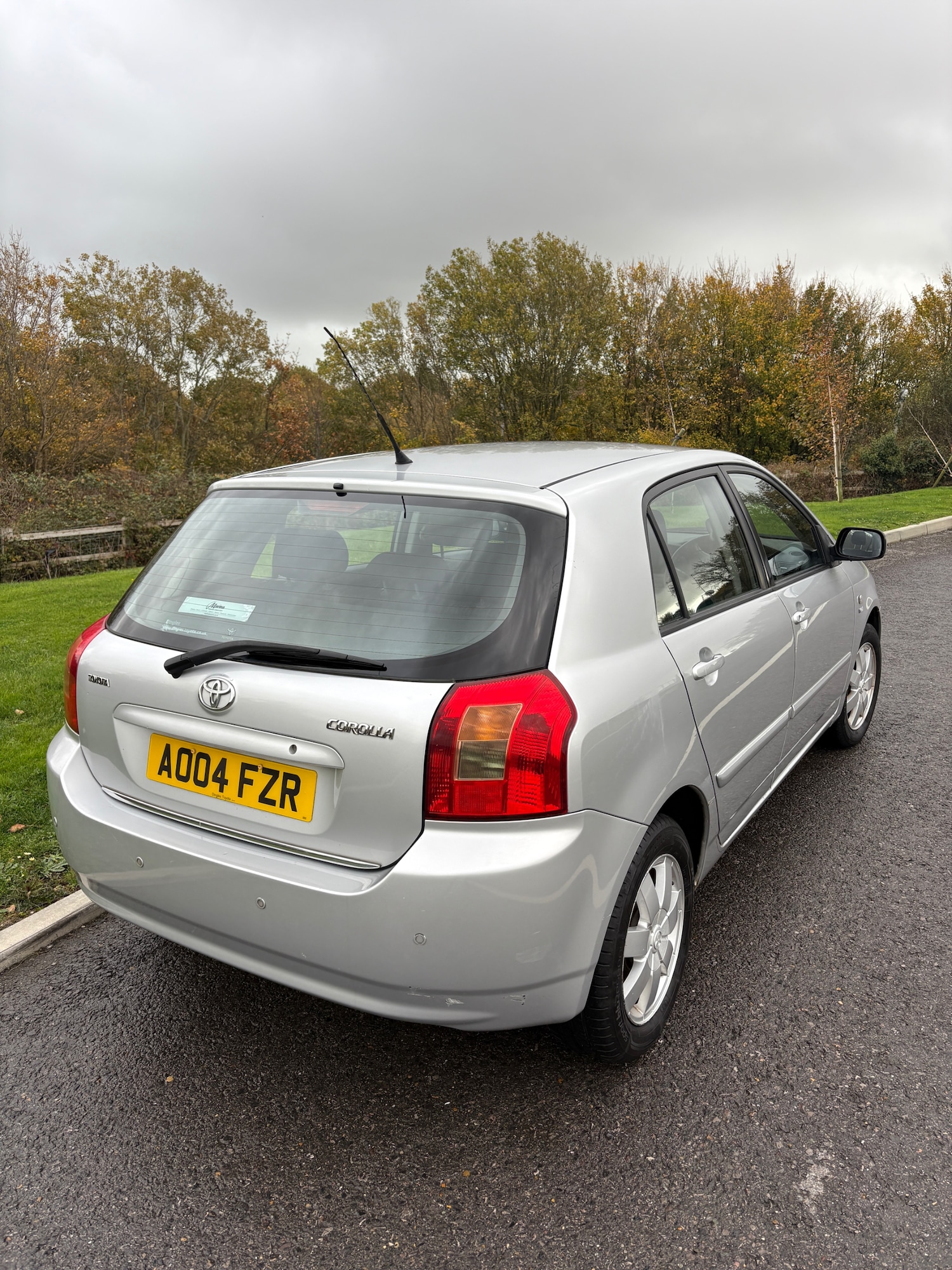 Used Toyota Corolla 2004 for sale - 76565025: Photo 4