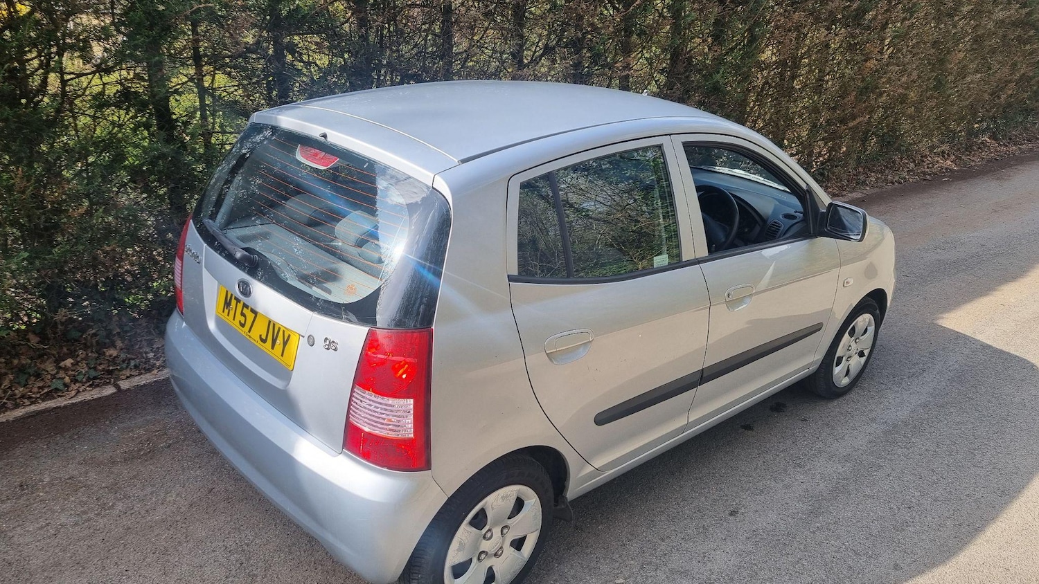 Vehicle 28