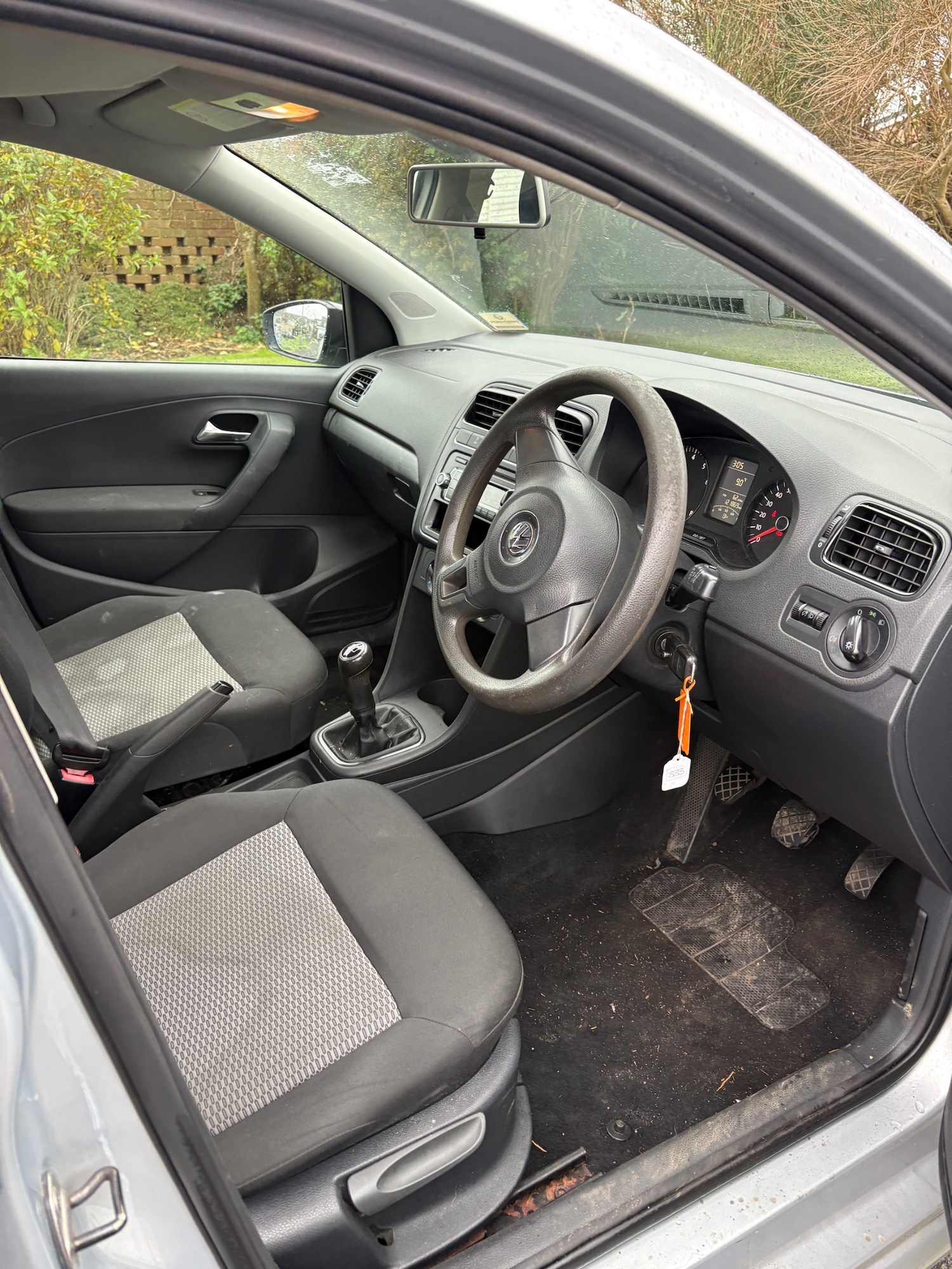 Used Volkswagen Polo 2010 for sale - 76663823: Photo 10