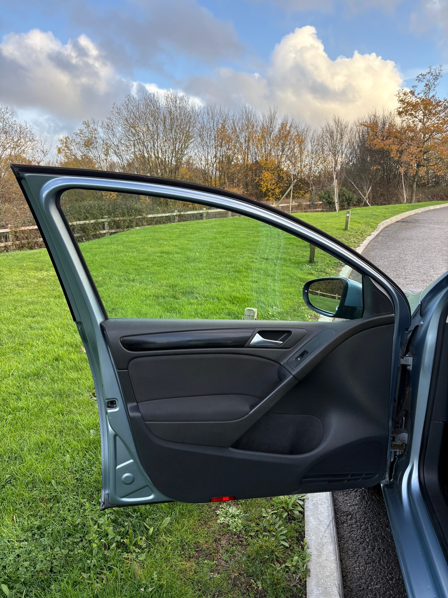 Used Volkswagen Golf 2011 for sale - 76904446: Photo 23