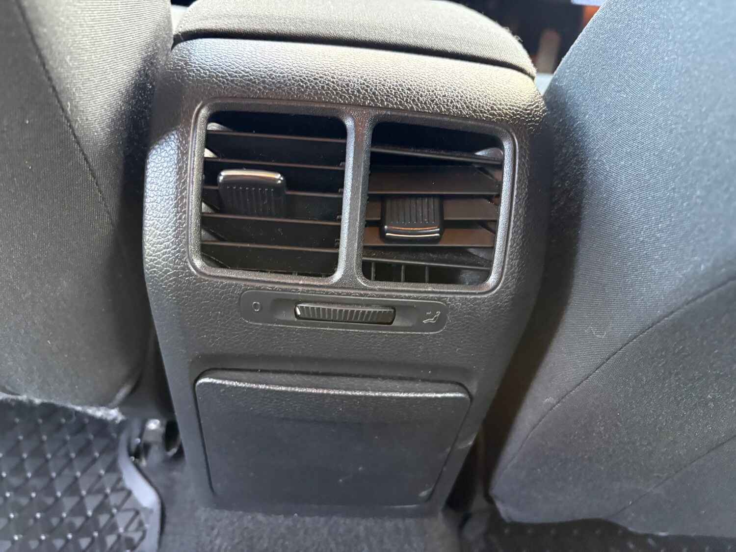 Used Volkswagen Golf 2011 for sale - 76904446: Photo 33