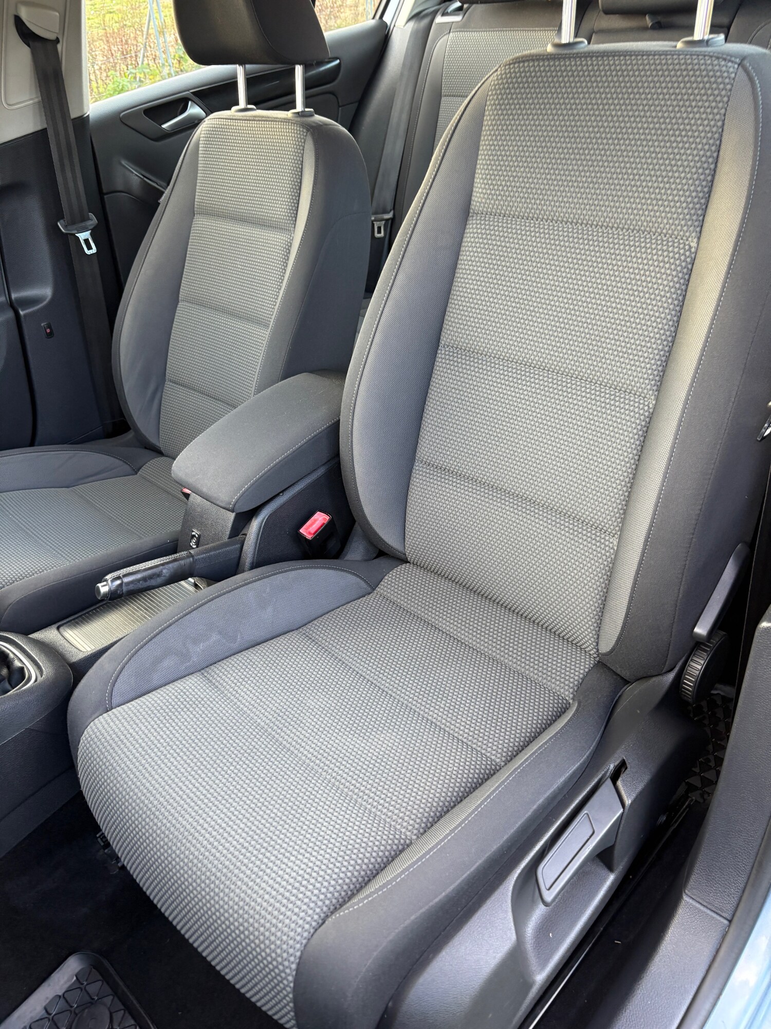 Used Volkswagen Golf 2011 for sale - 76904446: Photo 37