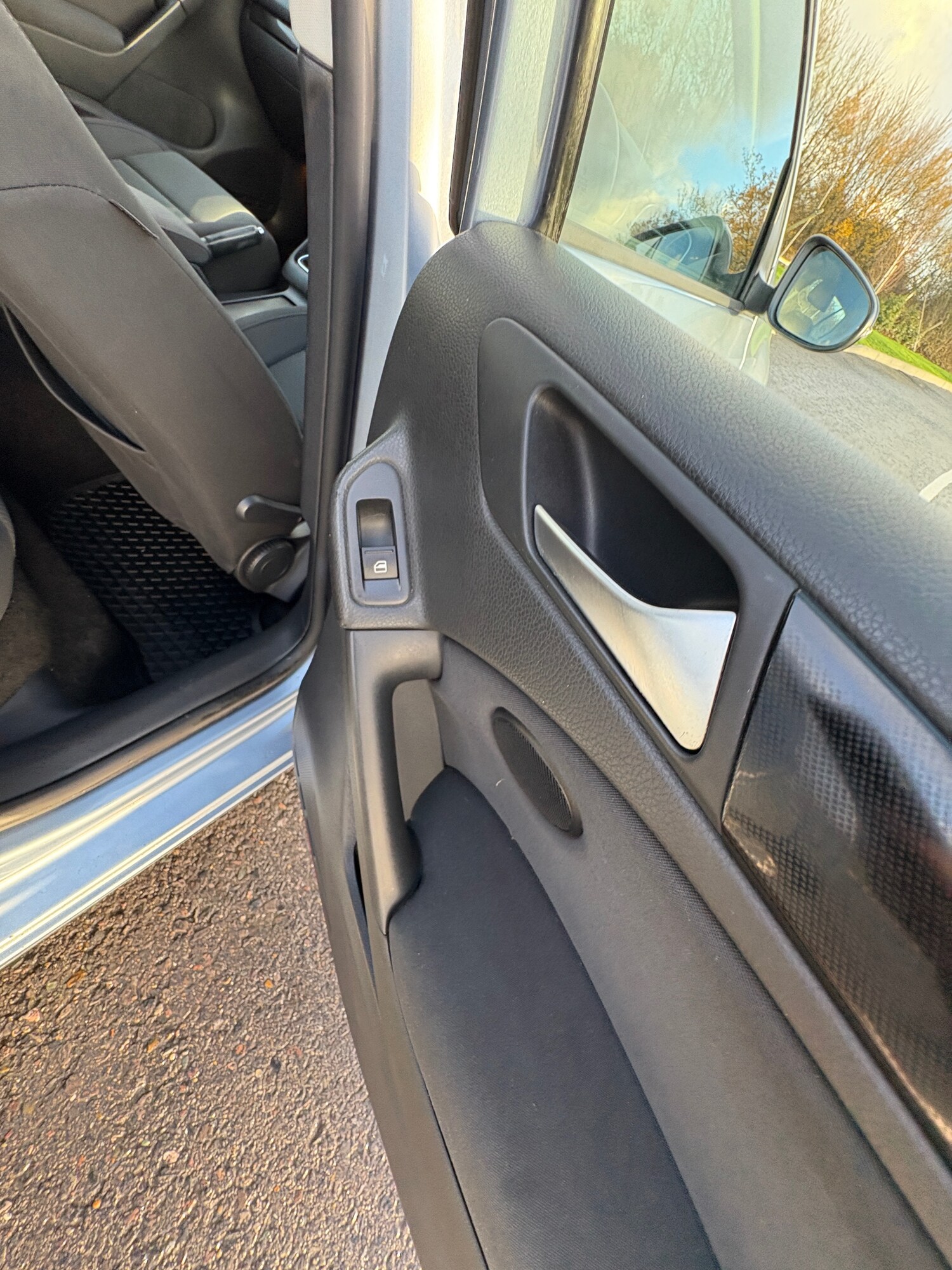 Used Volkswagen Golf 2011 for sale - 76904446: Photo 63