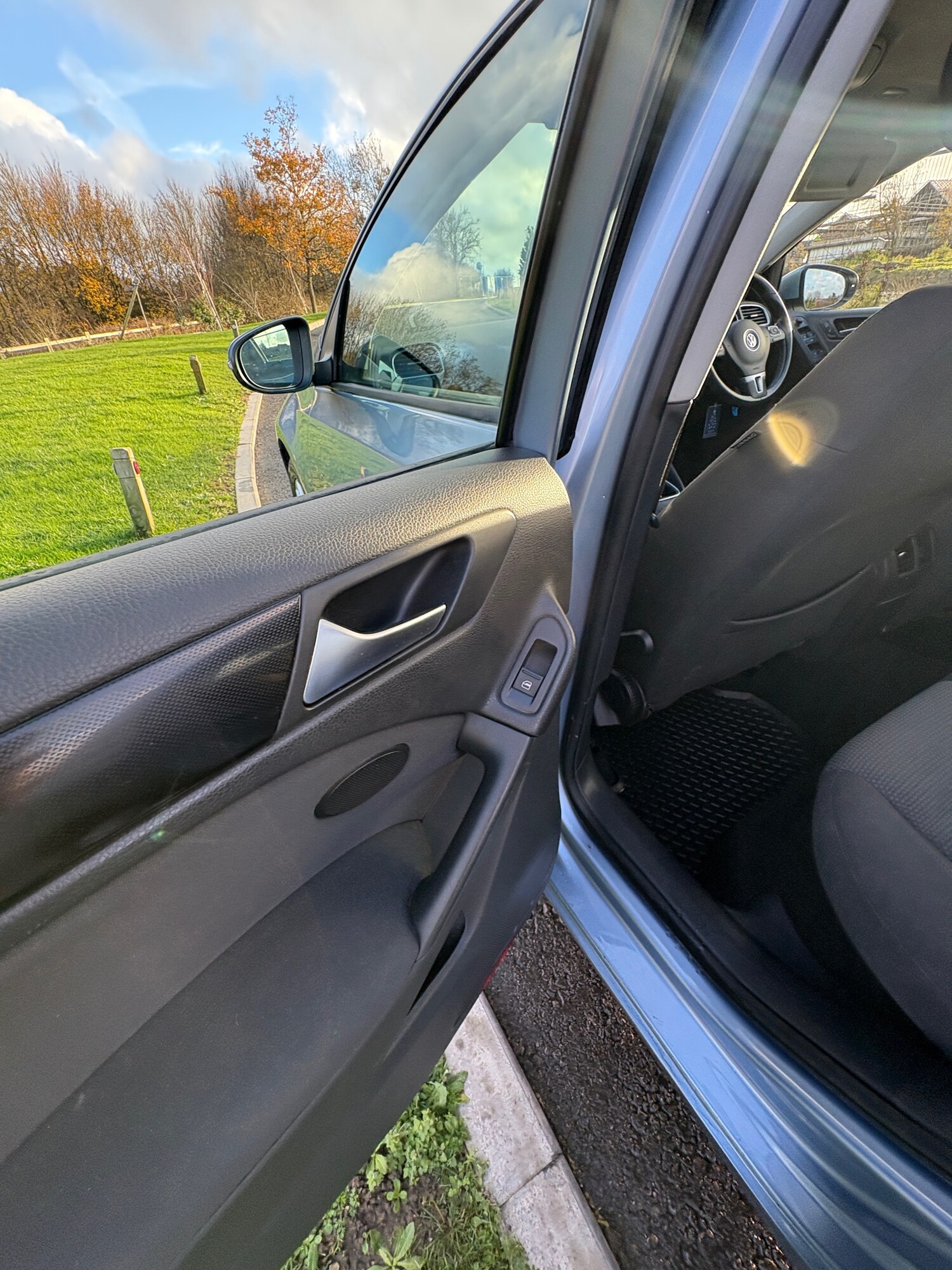 Used Volkswagen Golf 2011 for sale - 76904446: Photo 64