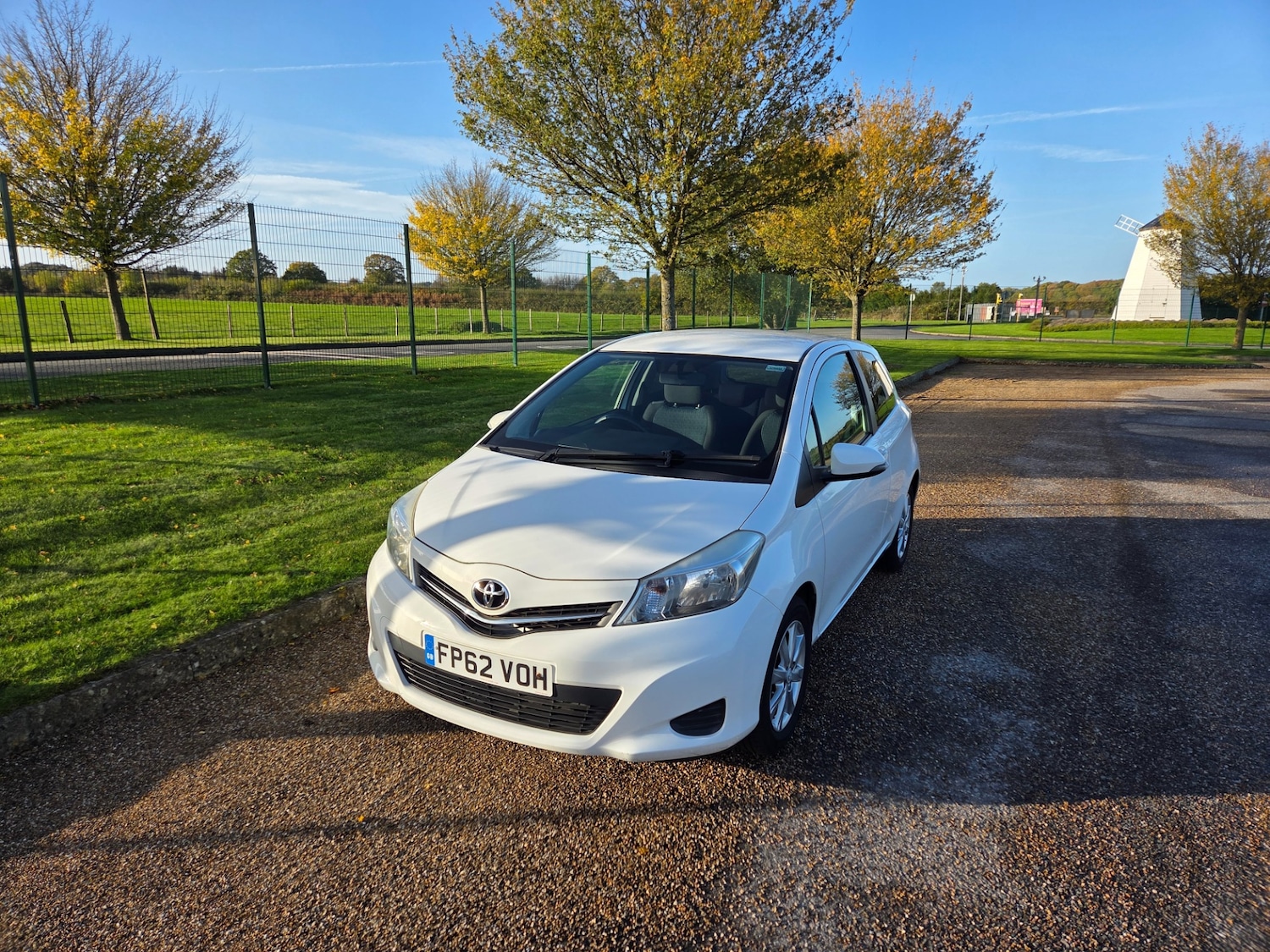 Used Toyota Yaris 2012 for sale - 76413057: Photo 1