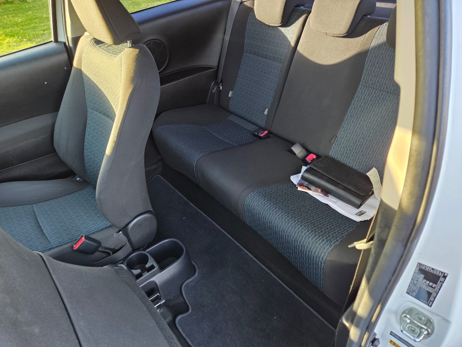 Used Toyota Yaris 2012 for sale - 76413057: Photo 12