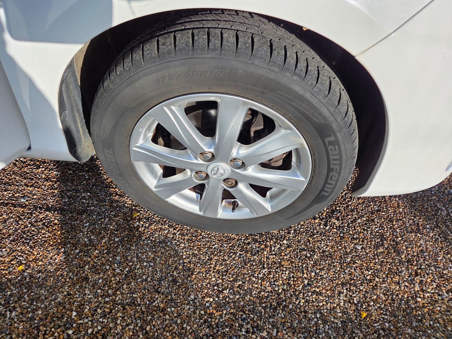 Used Toyota Yaris 2012 for sale - 76413057: Photo 18