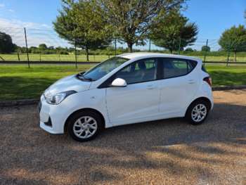 Used Hyundai i10 2018 for sale - 75400945: Photo