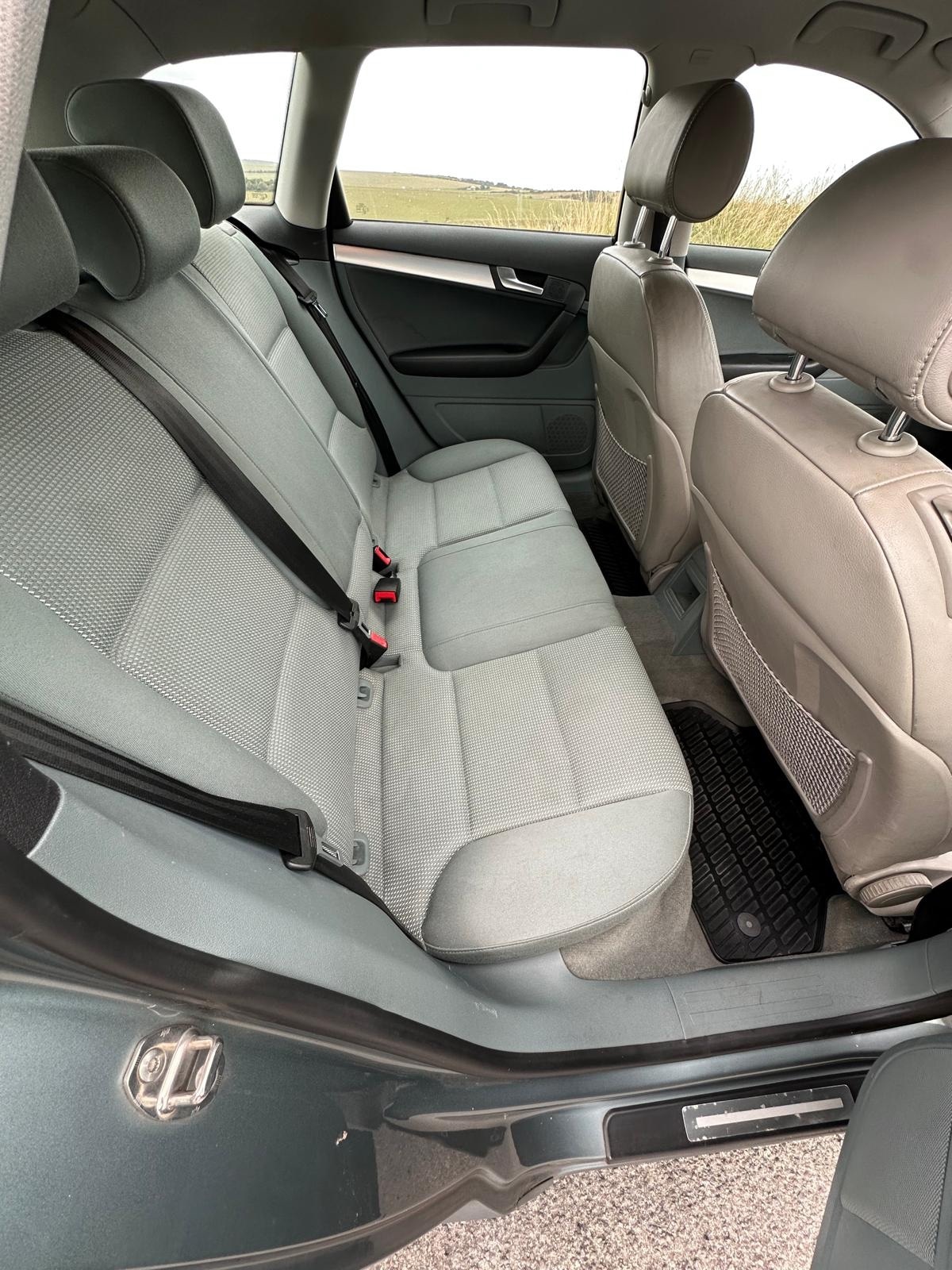 Used Audi A3 2010 for sale - 76618476: Photo 10