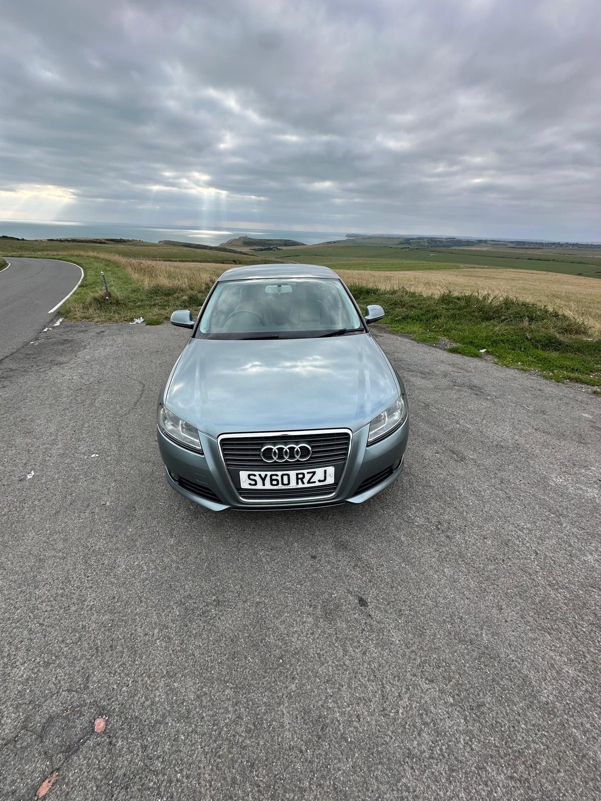 Used Audi A3 2010 for sale - 76618476: Photo 2