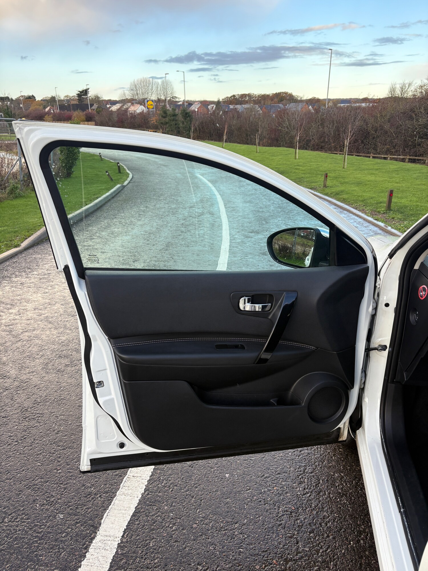 Used Nissan Qashqai 2013 for sale - 76904453: Photo 40