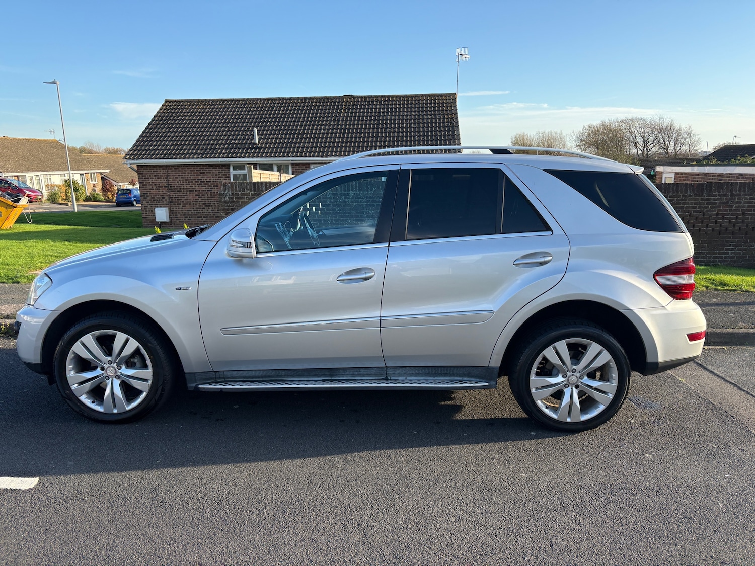 Used Mercedes-Benz M Class 2011 for sale - 76565008: Photo 7