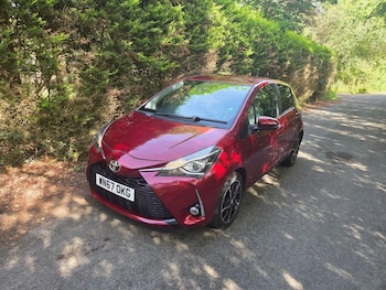 Used Toyota Yaris 2017 for sale - 79344881: Photo