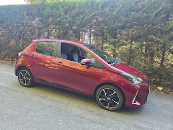 Used Toyota Yaris 2017 for sale - 79344881: Photo