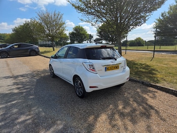 Used Toyota Yaris 2013 for sale - 75401980: Photo
