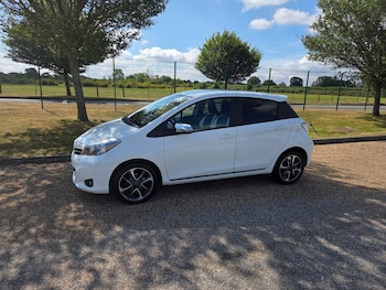 Used Toyota Yaris 2013 for sale - 75401980: Photo