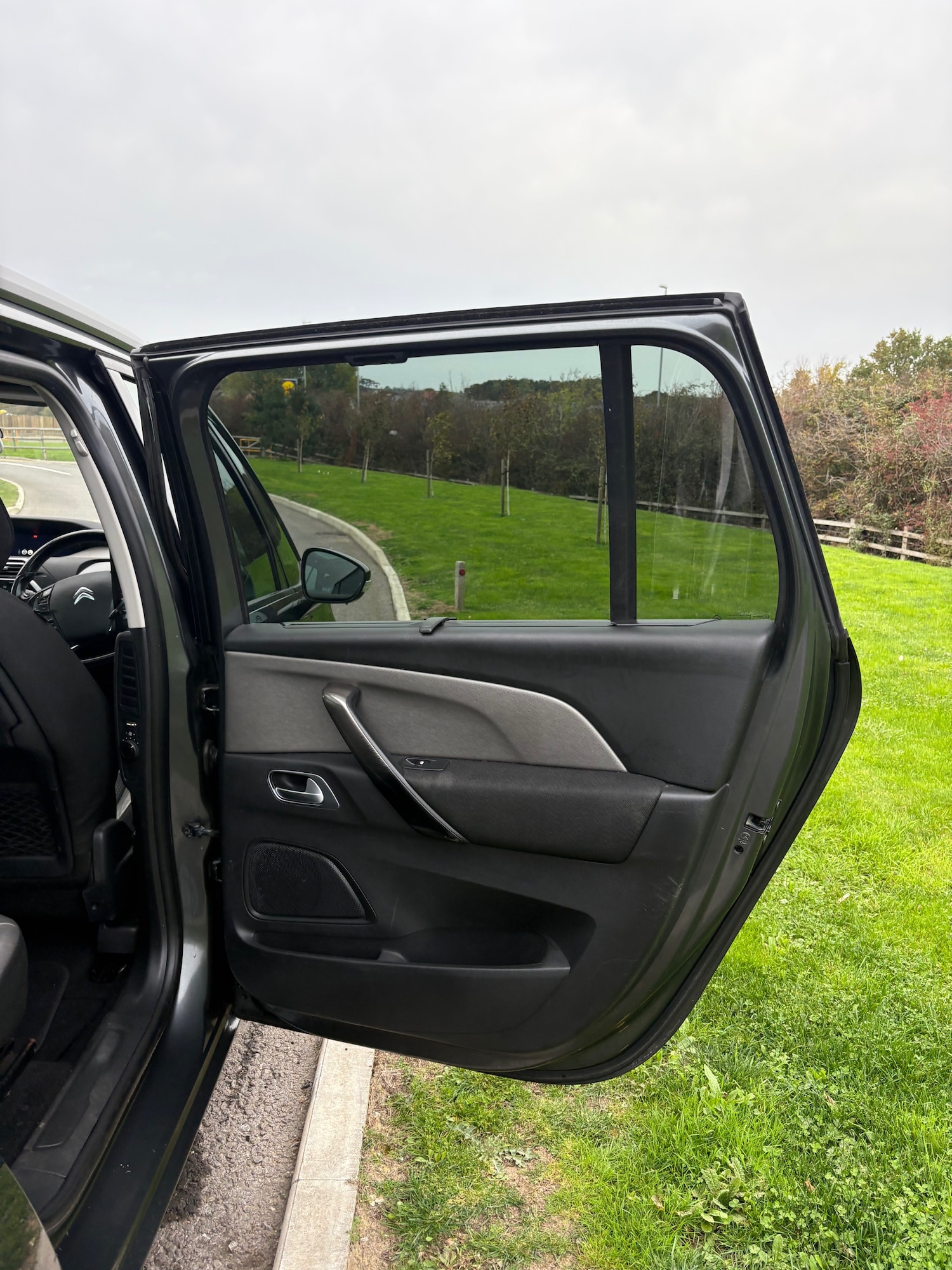 Used Citroen C4 Grand Picasso 2016 for sale - 76565004: Photo 19