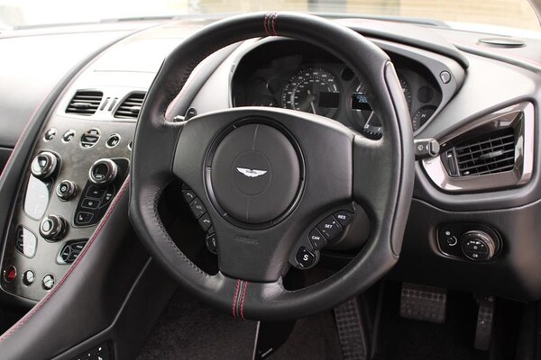 Used Aston Martin Vanquish 2018 for sale - 75203248: Photo 6