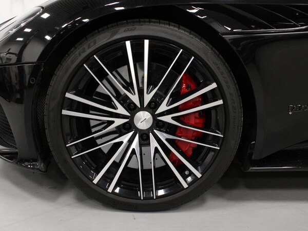 Used Aston Martin DBS 2022 for sale - 76104719: Photo 4
