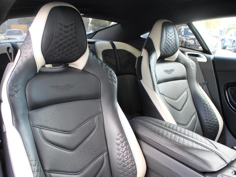 Used Aston Martin DBS 2022 for sale - 76104719: Photo 9