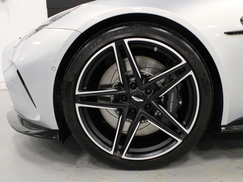 Used Aston Martin Vantage 2025 for sale - 75361483: Photo 12