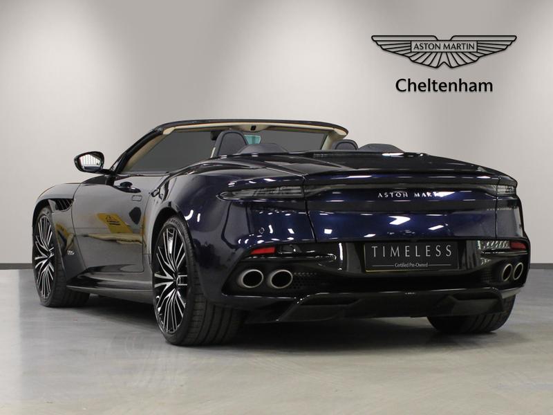 Used Aston Martin DBS 2022 for sale - 76545329: Photo 2