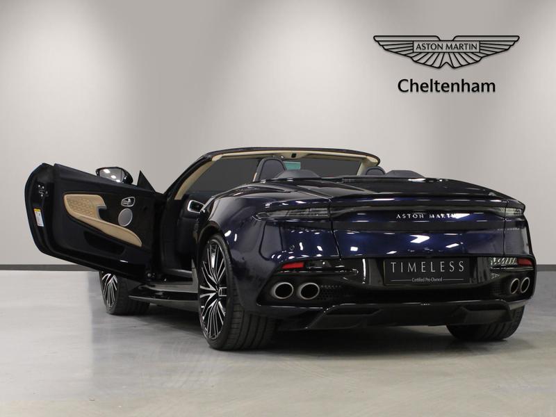 Used Aston Martin DBS 2022 for sale - 76545329: Photo 24
