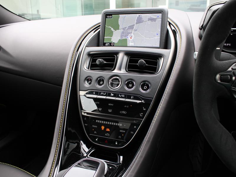 Used Aston Martin DBS 2023 for sale - 76277190: Photo 9