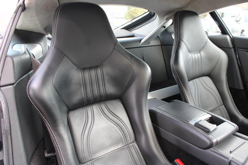 Used Aston Martin Vantage 2010 for sale - 76545319: Photo 5