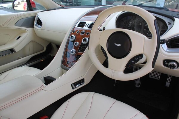 Used Aston Martin Vanquish 2014 for sale - 75223008: Photo 3