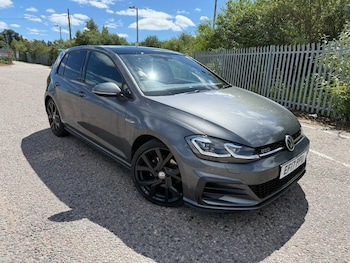 Used Volkswagen Golf 2017 for sale - 78992276: Photo