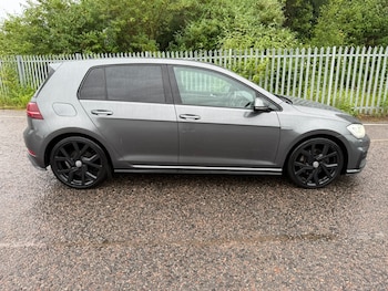 Used Volkswagen Golf 2017 for sale - 78992276: Photo