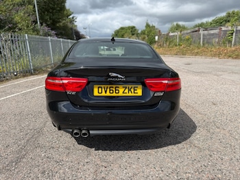 Used Jaguar XE 2016 for sale - 79216003: Photo