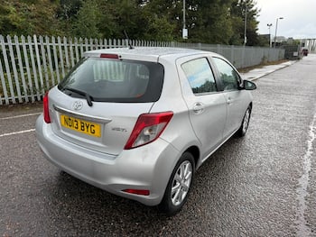 Used Toyota Yaris 2013 for sale - 79811528: Photo