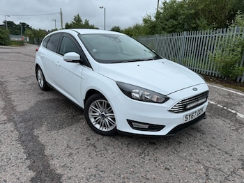 Used Ford Focus 2017 for sale - 79017930: Photo