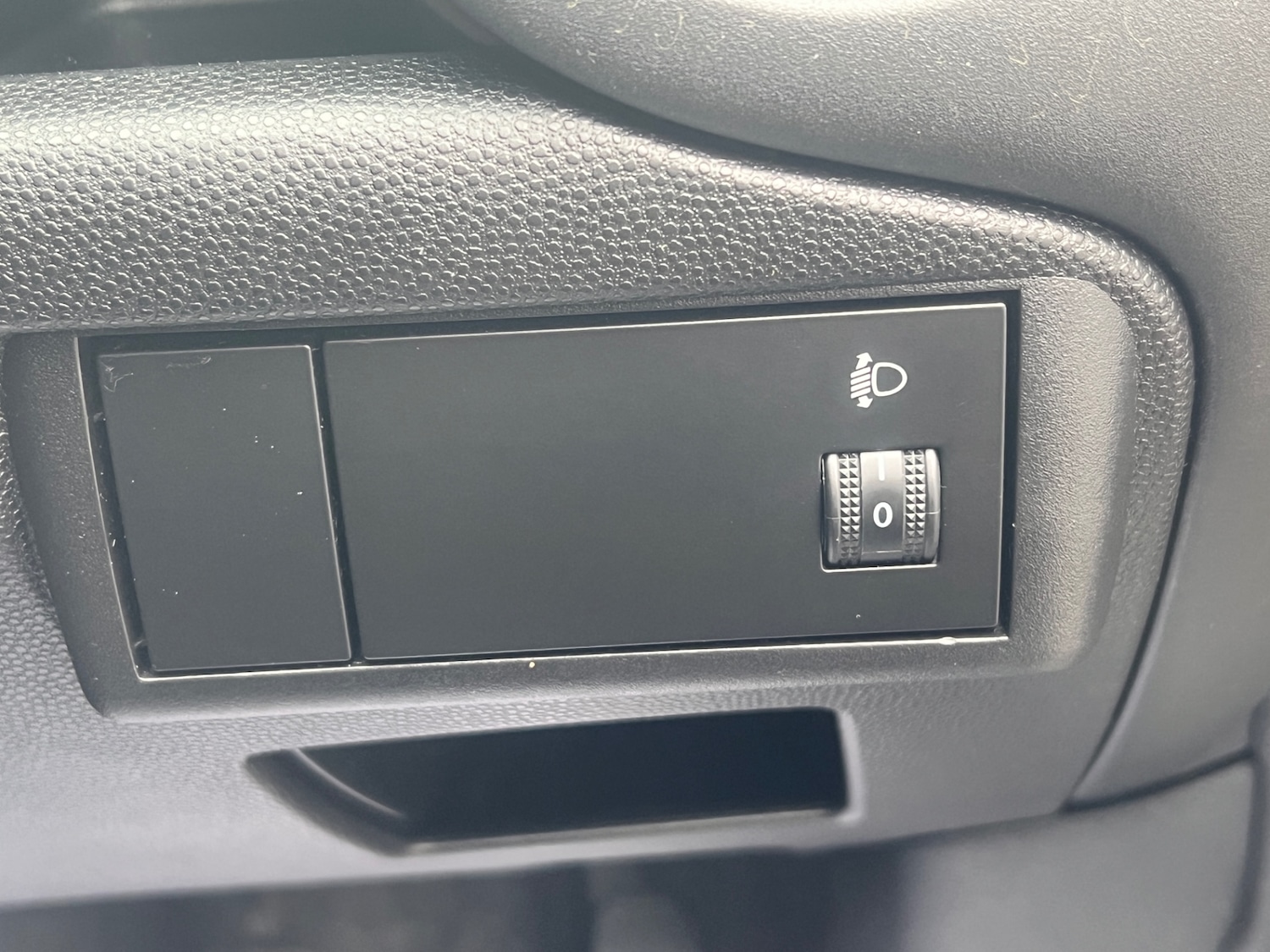 Used Mazda Mazda2 2012 for sale - 76243264: Photo 20