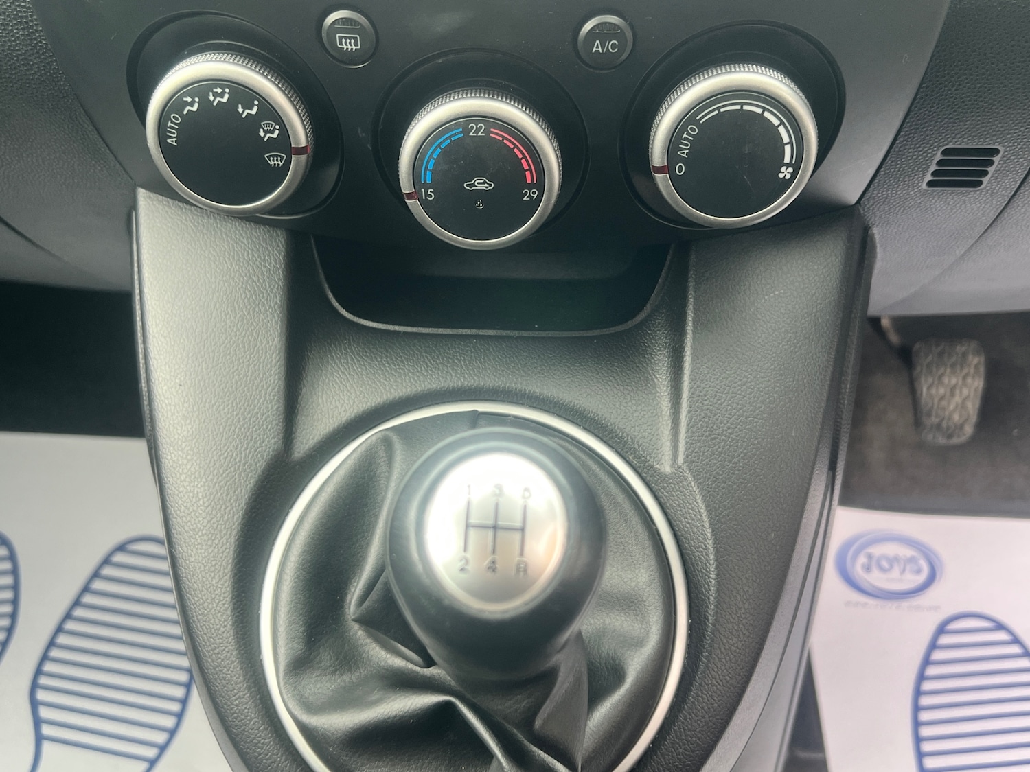 Used Mazda Mazda2 2012 for sale - 76243264: Photo 25