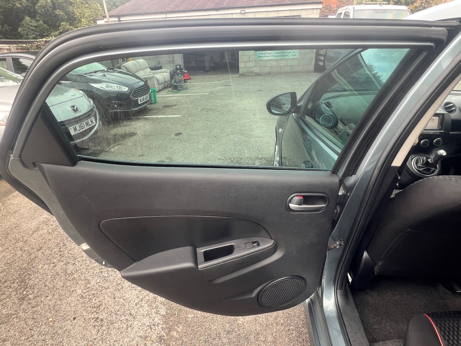 Used Mazda Mazda2 2012 for sale - 76243264: Photo 35