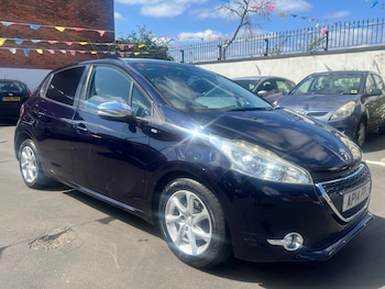 Used Peugeot 208 2014 for sale - 75535736: Photo