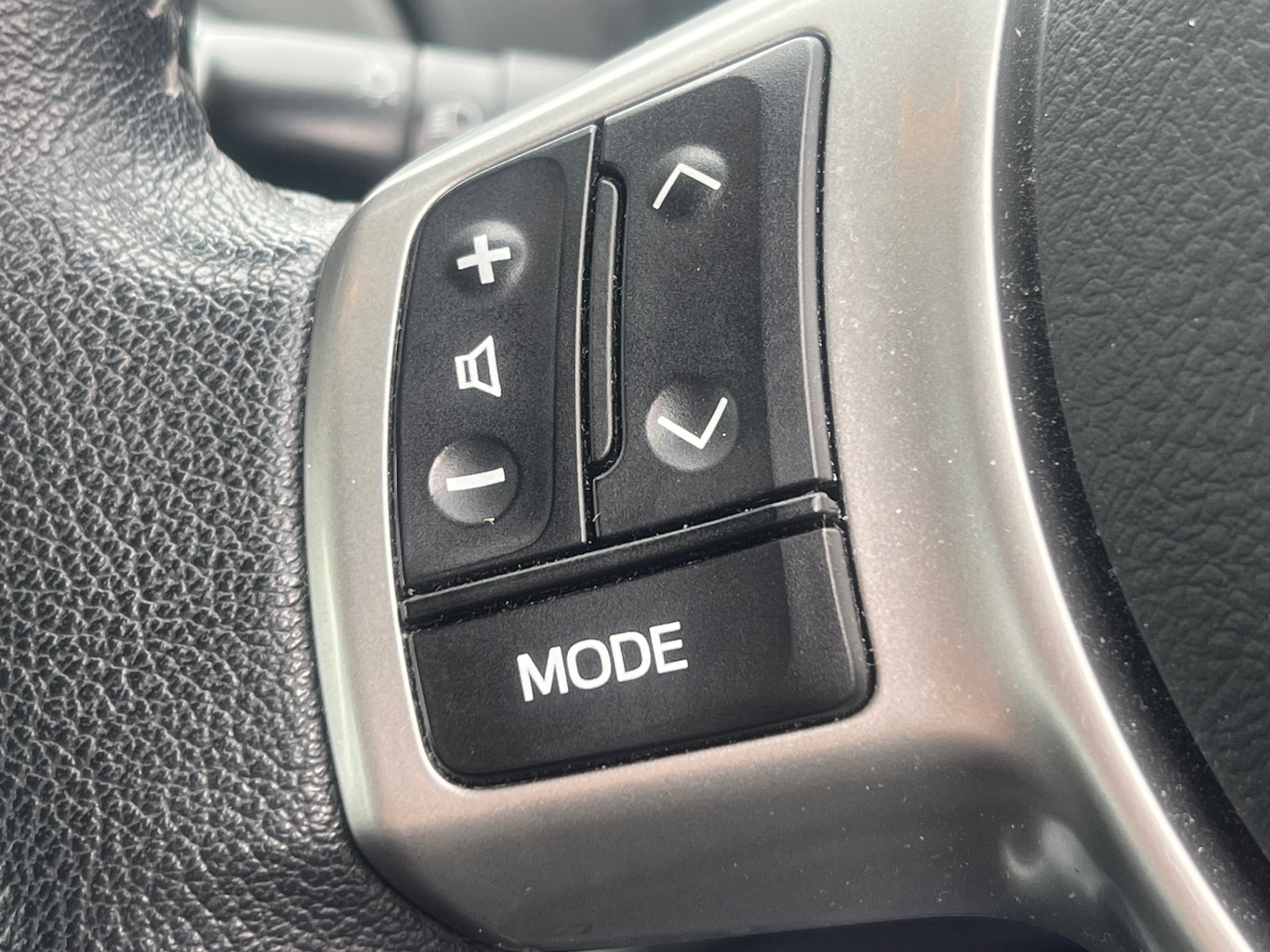 Used Toyota Yaris 2013 for sale - 76243239: Photo 15