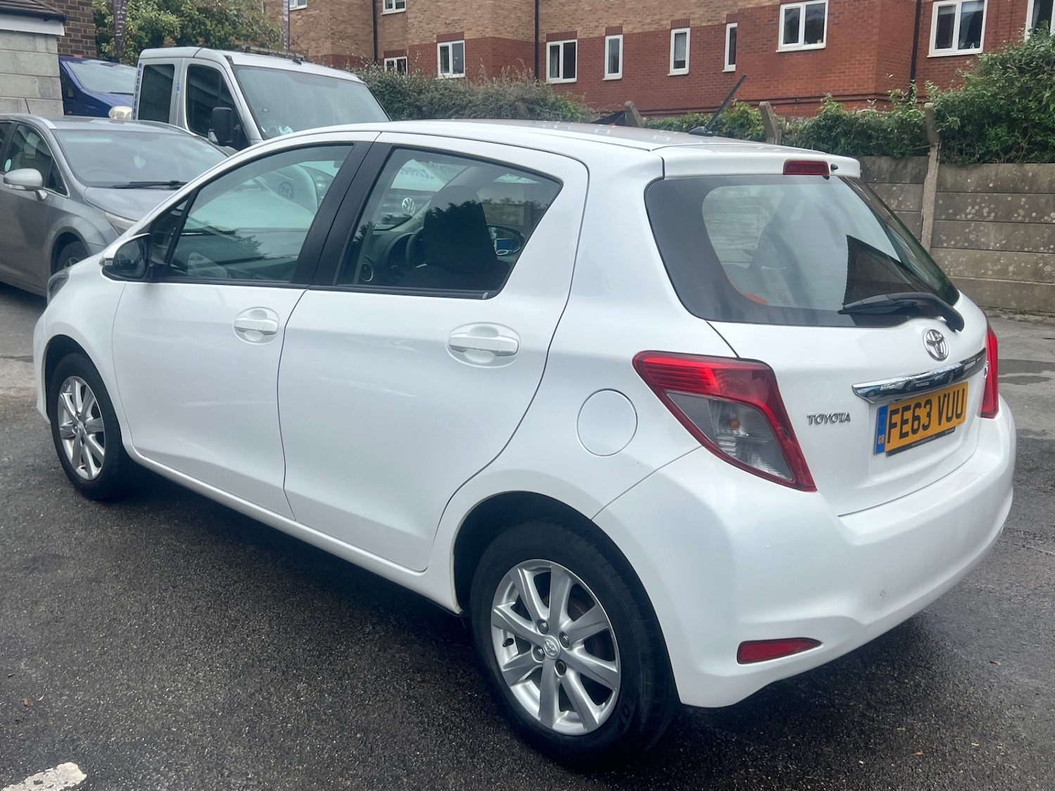 Used Toyota Yaris 2013 for sale - 76243239: Photo 6