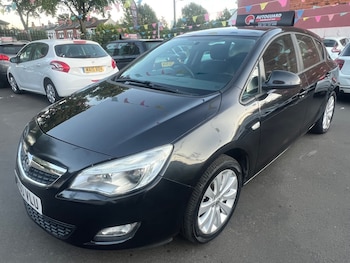 Used Vauxhall Astra 2010 for sale - 75681623: Photo