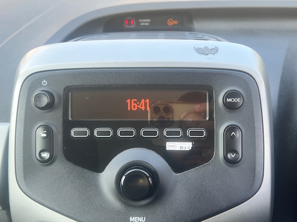Used Toyota AYGO 2015 for sale - 75681624: Photo 20