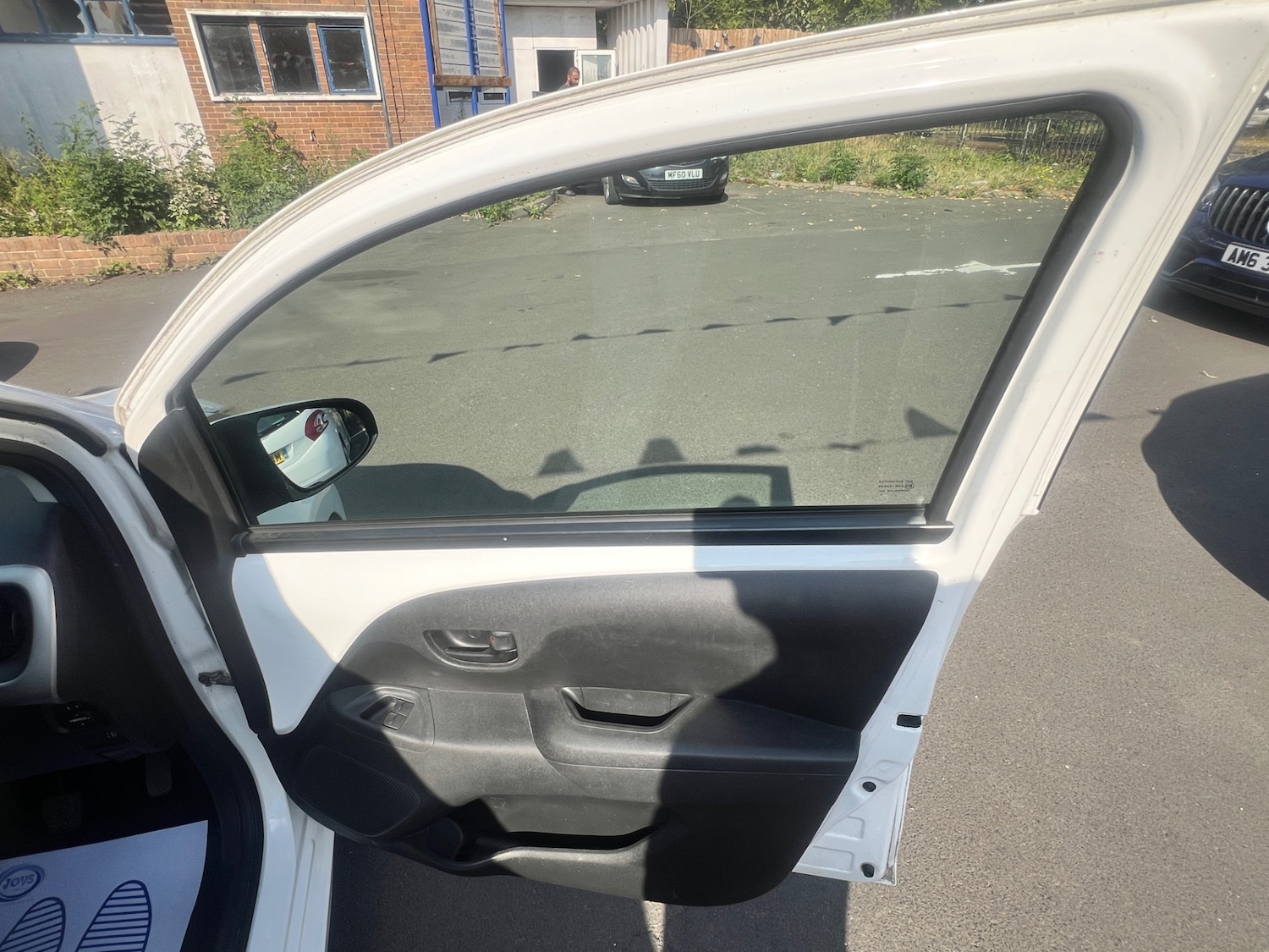Vehicle 29