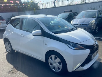 Used Toyota AYGO 2015 for sale - 75681624: Photo