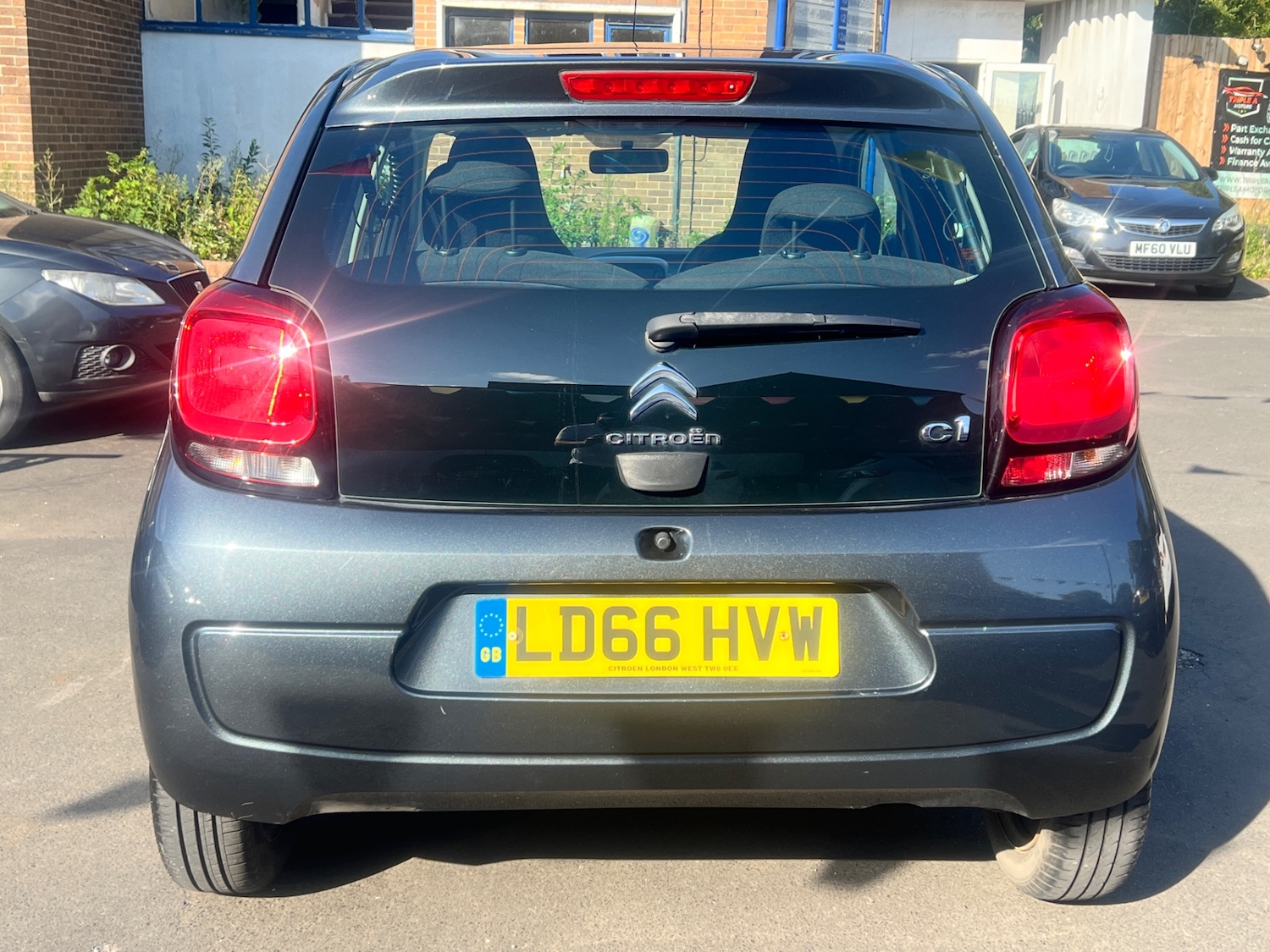 Vehicle 5