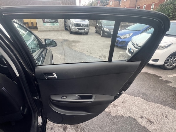 Used Hyundai i20 2013 for sale - 76243363: Photo 26