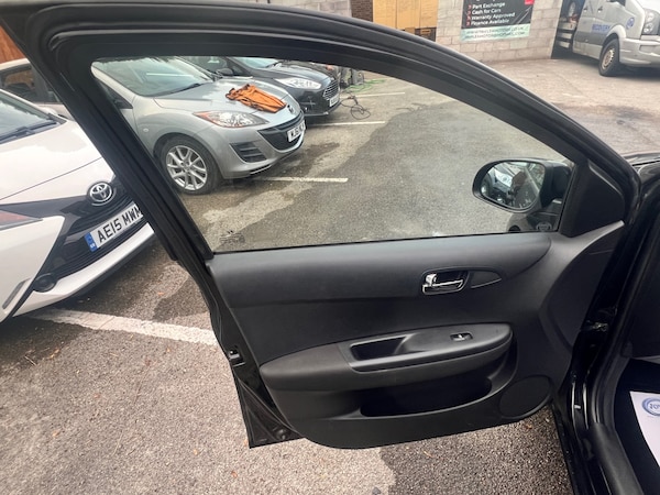 Used Hyundai i20 2013 for sale - 76243363: Photo 27