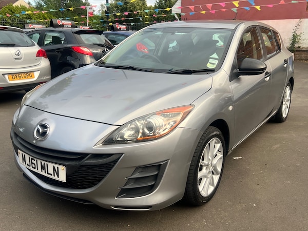 Used Mazda Mazda3 2011 for sale - 75535684: Photo 1