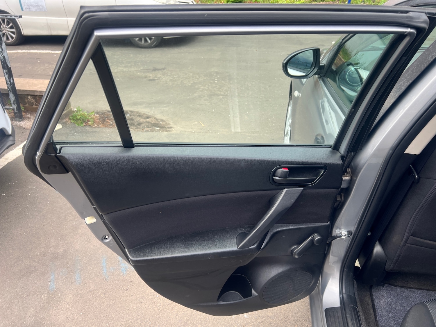 Vehicle 29